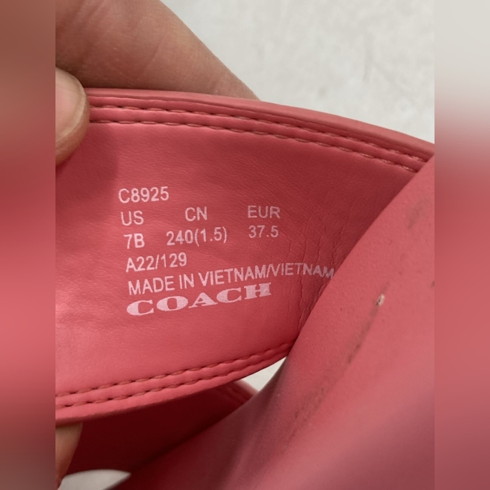 Coach Gwen Designer Signature Pink Slide Sandals Strap 7B - Picture 6 of 7